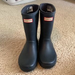 Hunter navy kids boots size 11